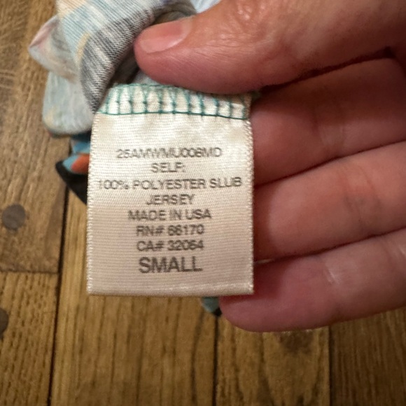 Colorful Abstract Print Women's Blouse - Picture 3 of 7